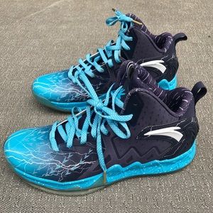 *SOLD* Anta Klay Thompson Men’s Shoes Size 11